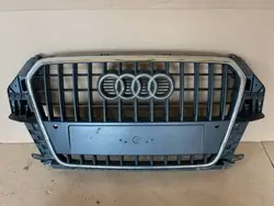 Grelha Audi OE 8U0853653H - Usado