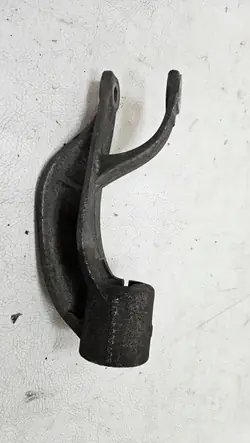 OEM 6876684 Soporte de amortiguador delantero derecho BMW X5 G05