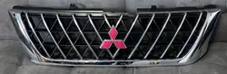 Grille de radiateur OEM MR339879 pour Mitsubishi L200
