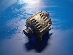 Vaihtovirtageneraattori VW Skoda Seat 1.6 TDI 03L903023J