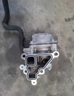 Renault Clio V 1.6 Hybrid Water Pump 0810105940105