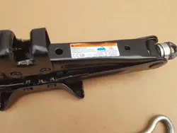 Toyota domkraftshandtag OEM Lewarek Auris II 12-18