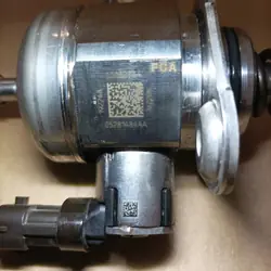 Pompe à carburant Jeep Wrangler JL 2.0 OEM 05281484AA