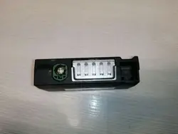 Porta USB OEM 575035736 para SEAT Ateca 2017