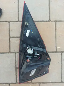 Feu arrière droit Mercedes ML 166 1669063201