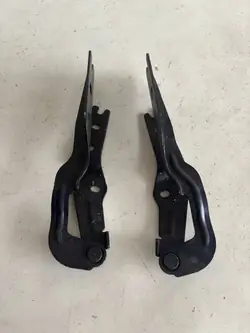 Charnière de Capot Gauche VW Golf 7 OEM 5G0823301B