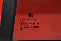 Linke Heckglasscheibe OEM mamAUTO-1056100- Skoda Octavia 4