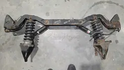 Viga suspensão traseira OEM 9673100858 EM Atego