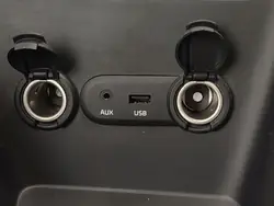 OEM 84631A2100 USB AUX Pistorasia Konsoli Kia Ceed II