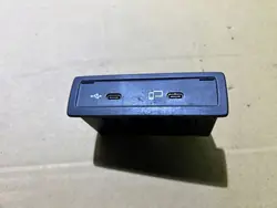 USB-Steckdose OEM VHB5428 für Mercedes Sprinter 907/910
