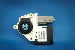 Etupenkin moottori VW Golf V 5K0959701A