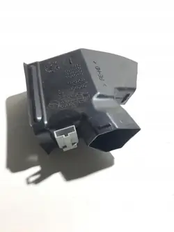 Conduit d'air Audi Q7 OEM 7L0819353 - État utilisé