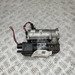 BMW X5 F15 F85 Jousituskompressori 6875177