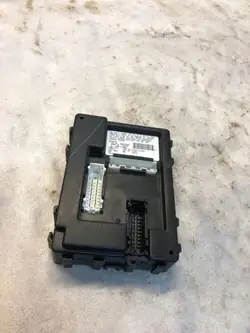 Infiniti Mukavuusmoduuli OEM 284B1 FX 4.5L:lle