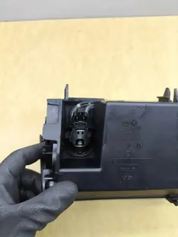 Gebrauchter Aschenbecher OEM A211 für Mercedes-Benz CLS (C219)