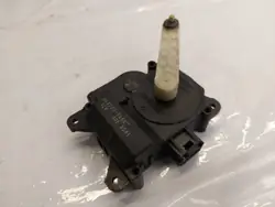 Moteur de chauffage Toyota Avensis T25 OEM 063700-8680