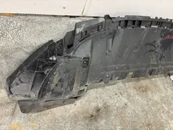Mercedes W247 GLA Plaque sous pare-chocs OEM A2478859109