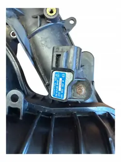Colector de admisión Mazda OEM LF2513100 1.8/2.0 16V