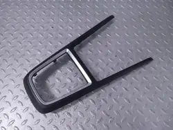 Vasen lokasuoja Suzuki Swift III OEM 7585152R005PK