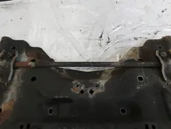 Travesaño Motor OEM 9678640080 para Peugeot 307 CC 1.6