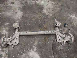 Viga de eje trasero FORD FIESTA MK7 OEM FORFIEMK4