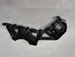 Supporto paraurti anteriore destro VW Passat CC