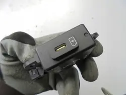 USB-portti Etuistuin Kia Sportage V OEM 96125-P1610WK