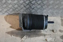Taka vasen ilmaisuojake OEM 95B616001G Porsche Macan