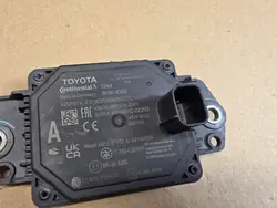 Toyota OE Distronic-tutka 88210-0D010 (26) Käytetty