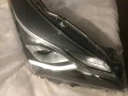 Lámpara Derecha Toyota Yaris III 2017 811300DJ90 Original