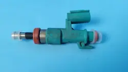 Injecteur OEM 23250-24020 pour Toyota RAV4 V 2.0