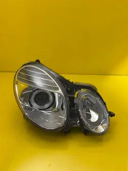 Rechter Voorlamp Mercedes E-Klasse W211 Lift