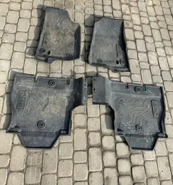 Rubber Matten & Ruitenwissers Jeep Wrangler JL 4D - Gebruikt