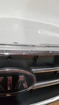 Grille de ventilation avant OEM 0K2EF50710 KIA Carens I