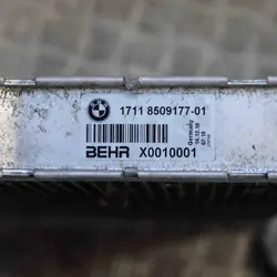 BMW 5 F10 F11 2010 Kühler
