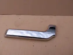 Oikea krominen puskurimalli Mitsubishi Pajero IV 2015