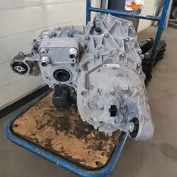 Tesla Model Y takaosaelektromoottori OEM 158774000C