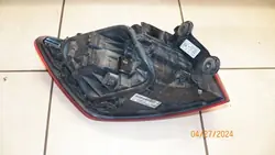 AUDI A4 B9 Kombi Rechte Rückleuchte 8W9945070