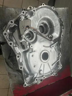 Växellådshus OEM 3WX1B M824629 för Suzuki SX4 CVT