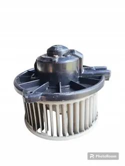 Motor de calefacción Mitsubishi OEM 1940000330 - Usado