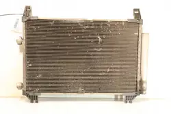 Ilmastointijäähdytin Toyota Yaris II 1.3