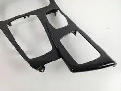 BMW 5-sarja F10/F11 Vasen kiinnike OEM 9206371