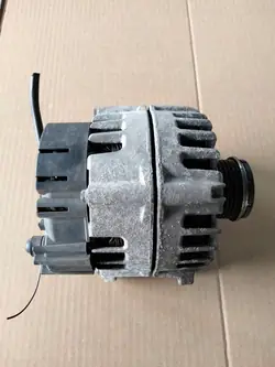Audi Vaihtovirtageneraattori OE 059903018Q