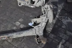 Suspension arrière Toyota Auris I Poutre OEM 422231