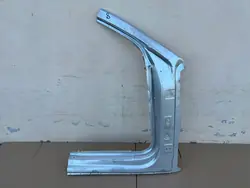 Pilier avant droit Lamborghini Urus