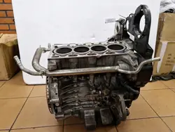 Bloque motor Volvo D4204T8 31430772 sección inferior