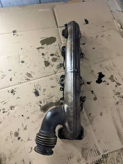 VW Touareg 5.0TDI Avgasgrenrör OEM 07z253034L