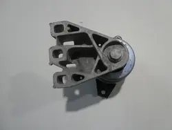 Moottorin tuki T5 LIFT 2.0TDI 7H0199256H