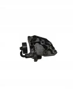 BMW ilmastointikompressorin kiinnike OEM 7787319 - Käytetty