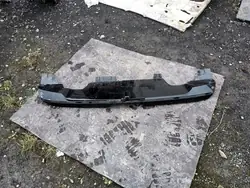 Opel Astra VI L takapuskurin spoileri OEM 9842252280